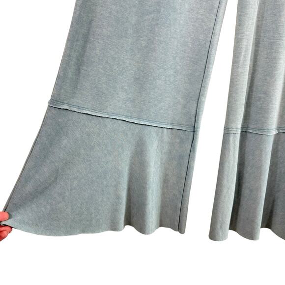 Fate Light Green Elastic Waist Lightweight Ruffled Wide Leg Palazzo Pants Size S - Picture 3 of 6